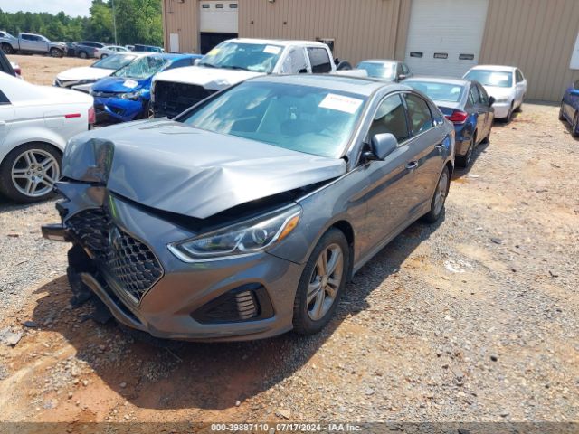 Photo 1 VIN: 5NPE34AF4JH709137 - HYUNDAI SONATA 