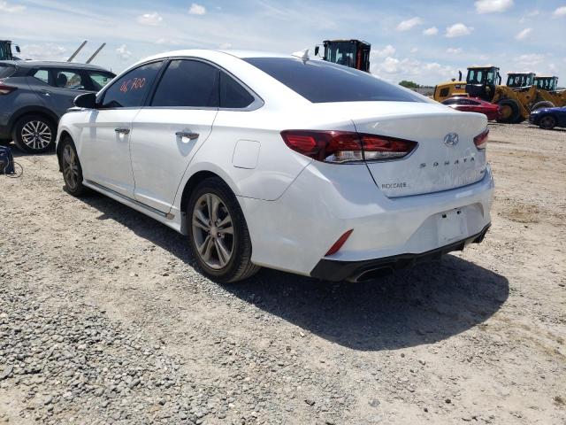 Photo 2 VIN: 5NPE34AF4JH709655 - HYUNDAI SONATA SPO 