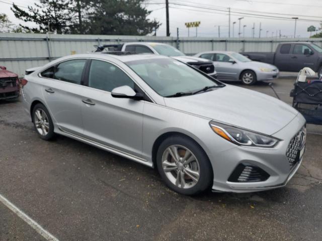 Photo 3 VIN: 5NPE34AF4JH716041 - HYUNDAI SONATA SPO 