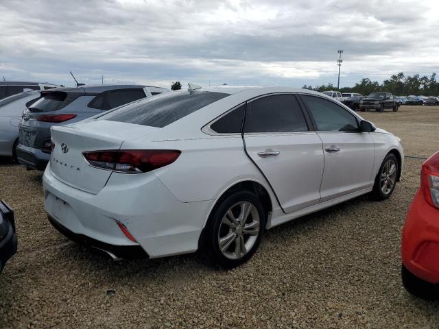 Photo 2 VIN: 5NPE34AF4KH733584 - HYUNDAI SONATA LIM 