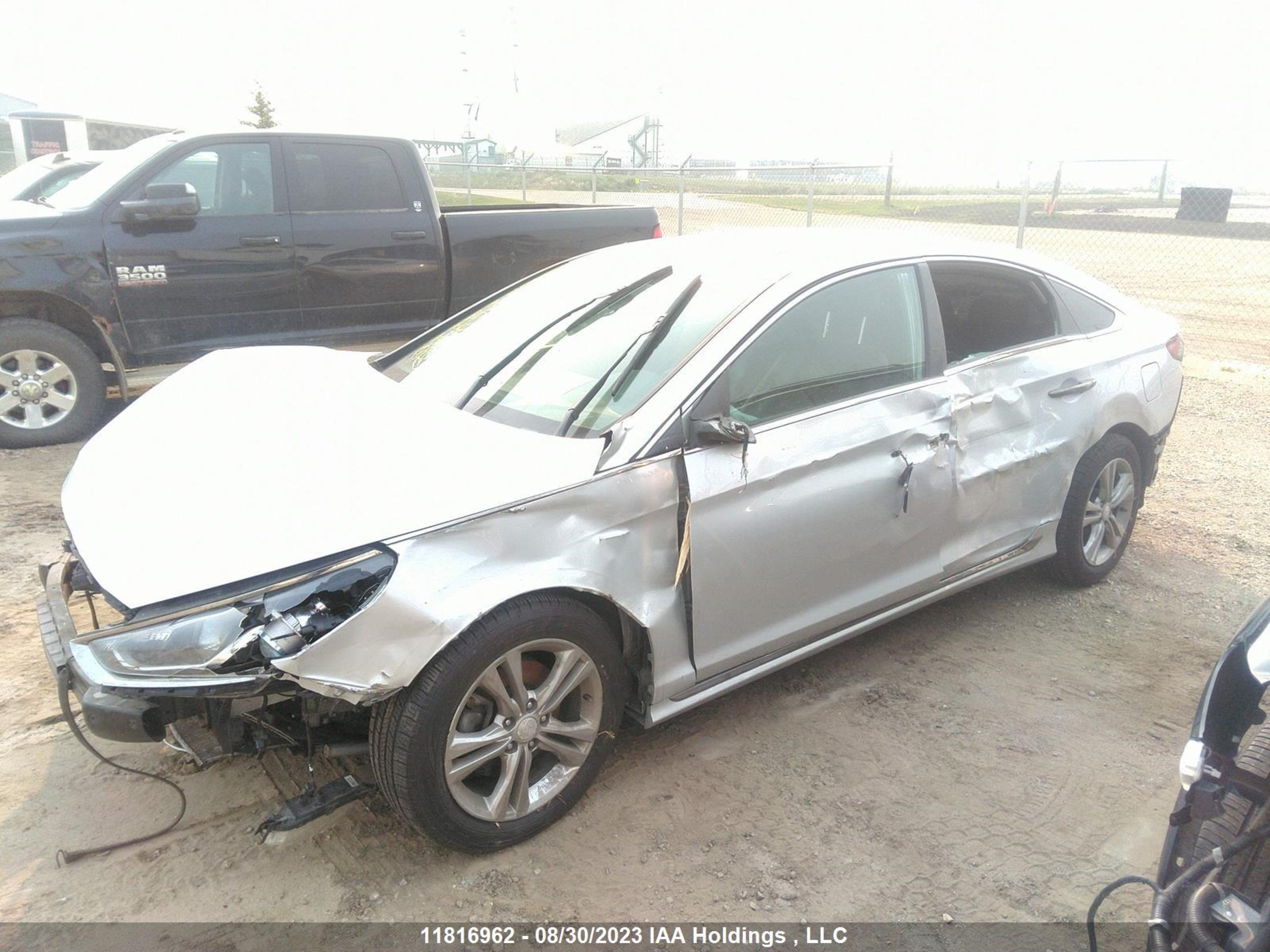 Photo 1 VIN: 5NPE34AF4KH769081 - HYUNDAI SONATA 