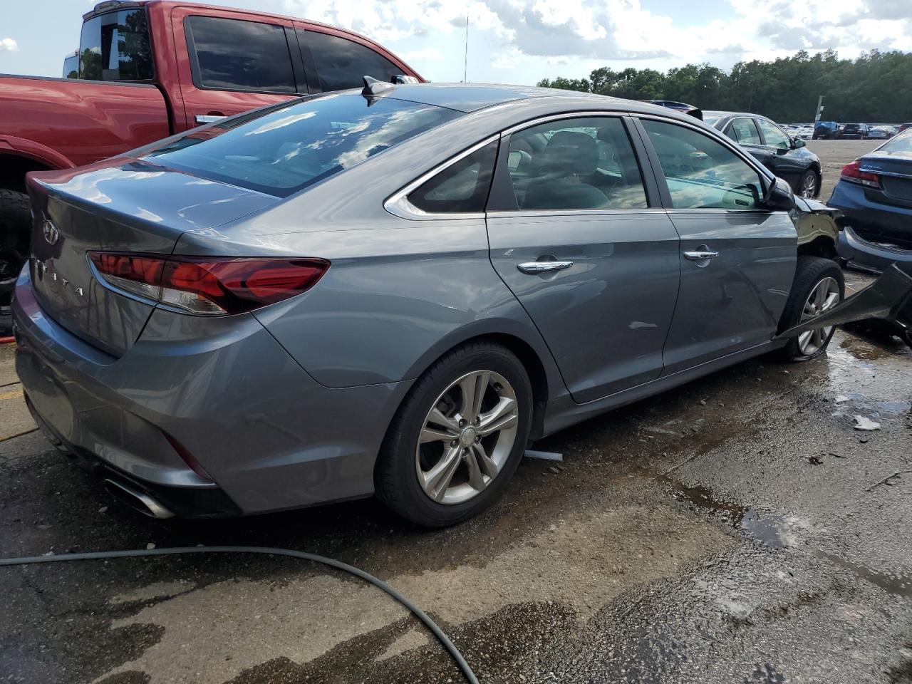 Photo 2 VIN: 5NPE34AF4KH771011 - HYUNDAI SONATA 