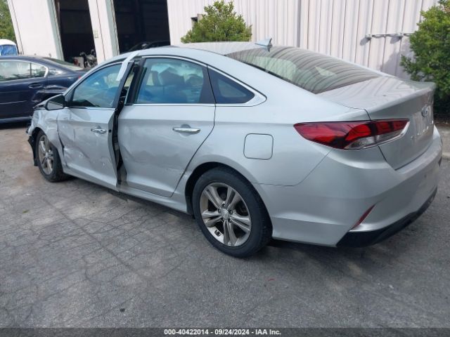 Photo 2 VIN: 5NPE34AF4KH771042 - HYUNDAI SONATA 