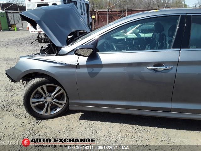 Photo 1 VIN: 5NPE34AF4KH788522 - HYUNDAI SONATA 