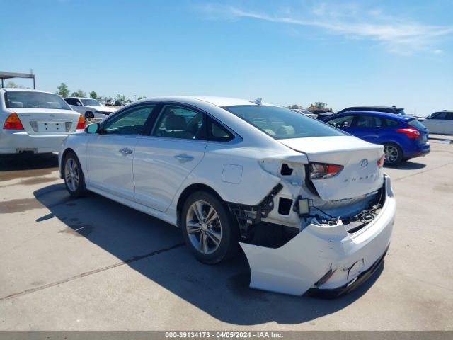 Photo 2 VIN: 5NPE34AF4KH797060 - HYUNDAI SONATA 