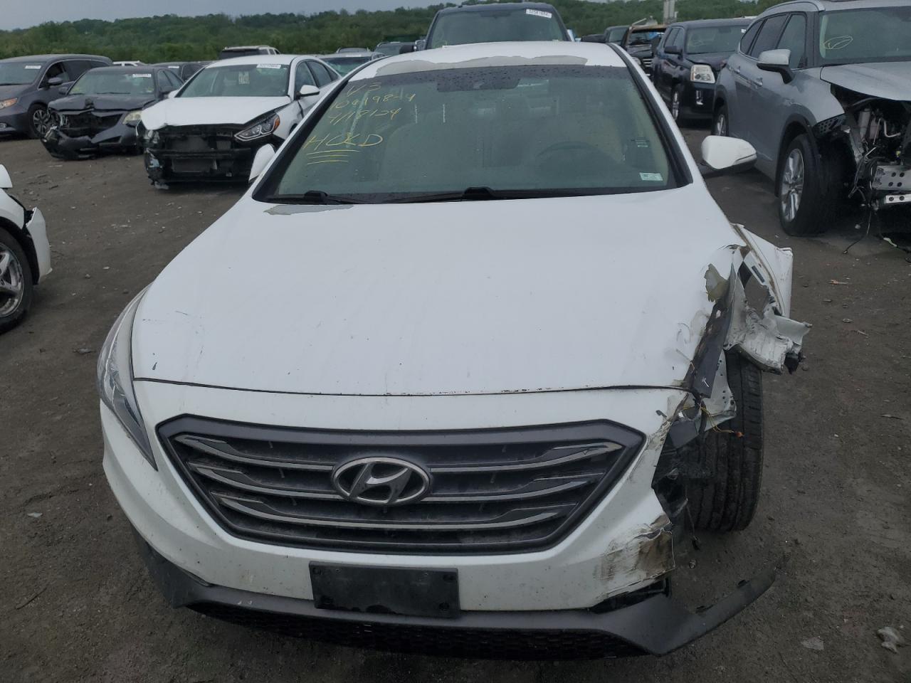 Photo 4 VIN: 5NPE34AF5FH130875 - HYUNDAI SONATA 