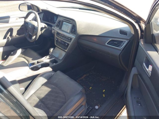 Photo 4 VIN: 5NPE34AF5GH268160 - HYUNDAI SONATA 