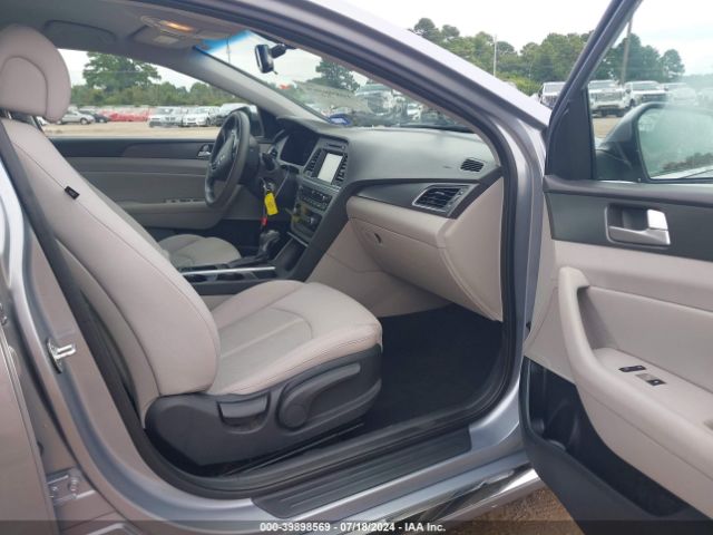 Photo 4 VIN: 5NPE34AF5GH274069 - HYUNDAI SONATA 