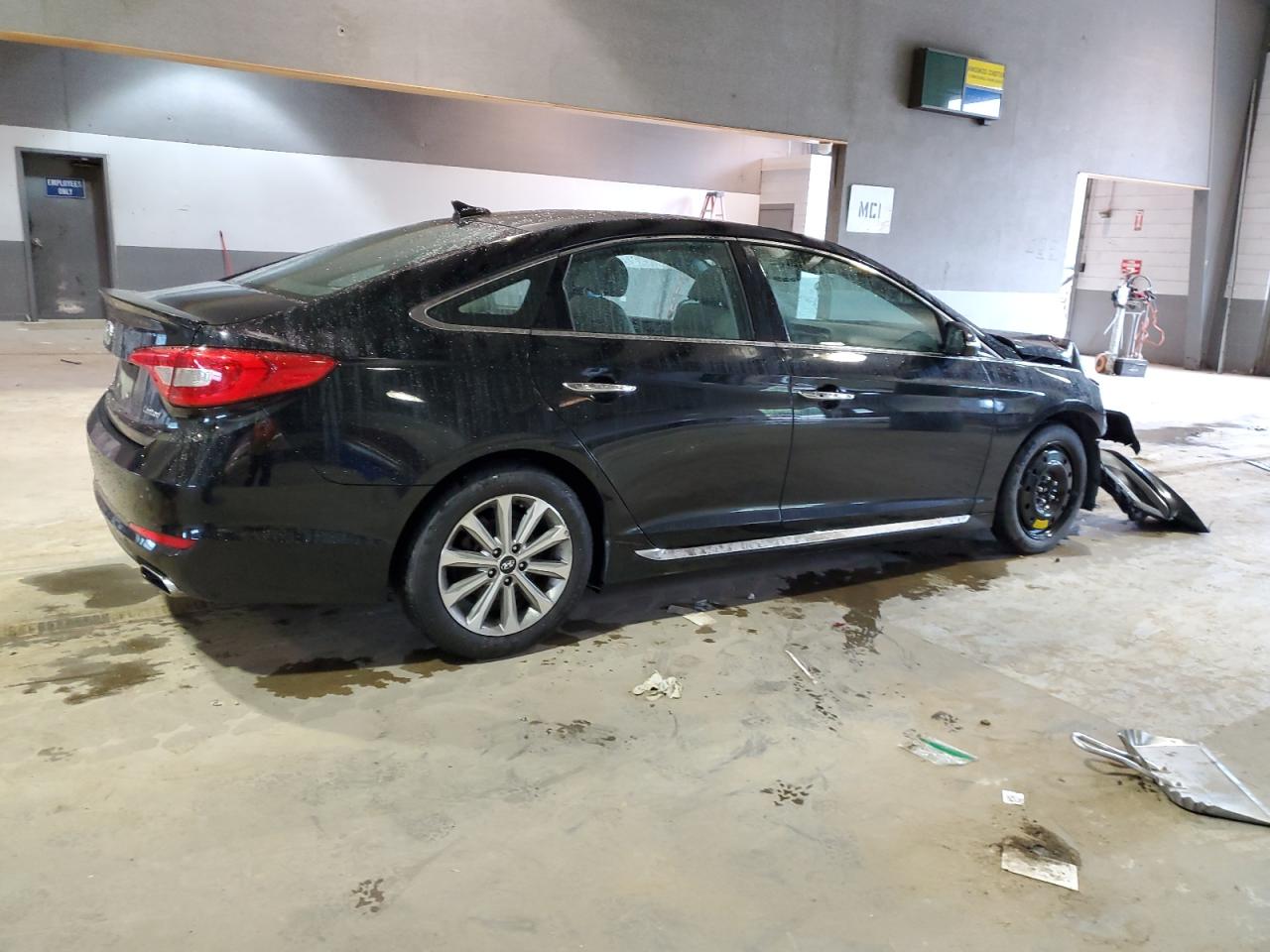 Photo 2 VIN: 5NPE34AF5GH300766 - HYUNDAI SONATA 