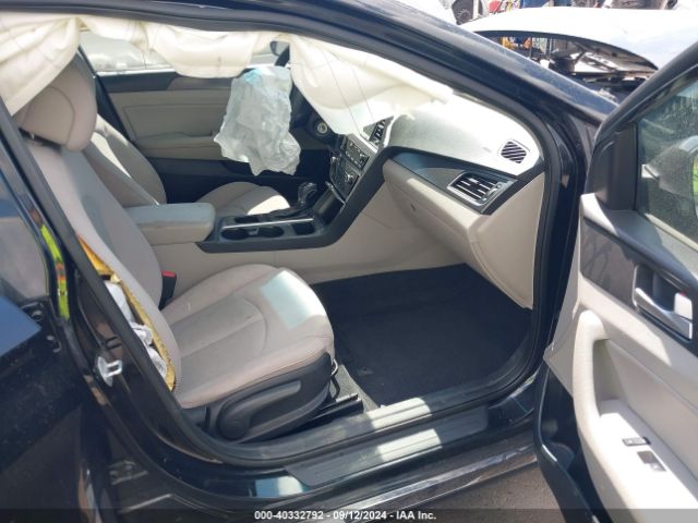 Photo 4 VIN: 5NPE34AF5GH315137 - HYUNDAI SONATA 