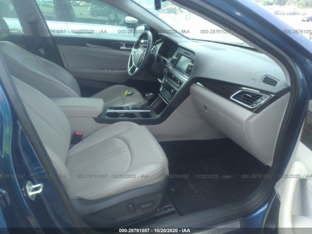 Photo 4 VIN: 5NPE34AF5GH326221 - HYUNDAI SONATA 