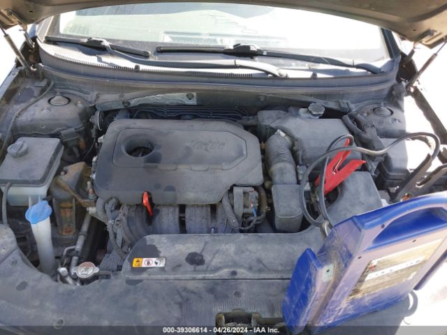 Photo 9 VIN: 5NPE34AF5GH350177 - HYUNDAI SONATA 