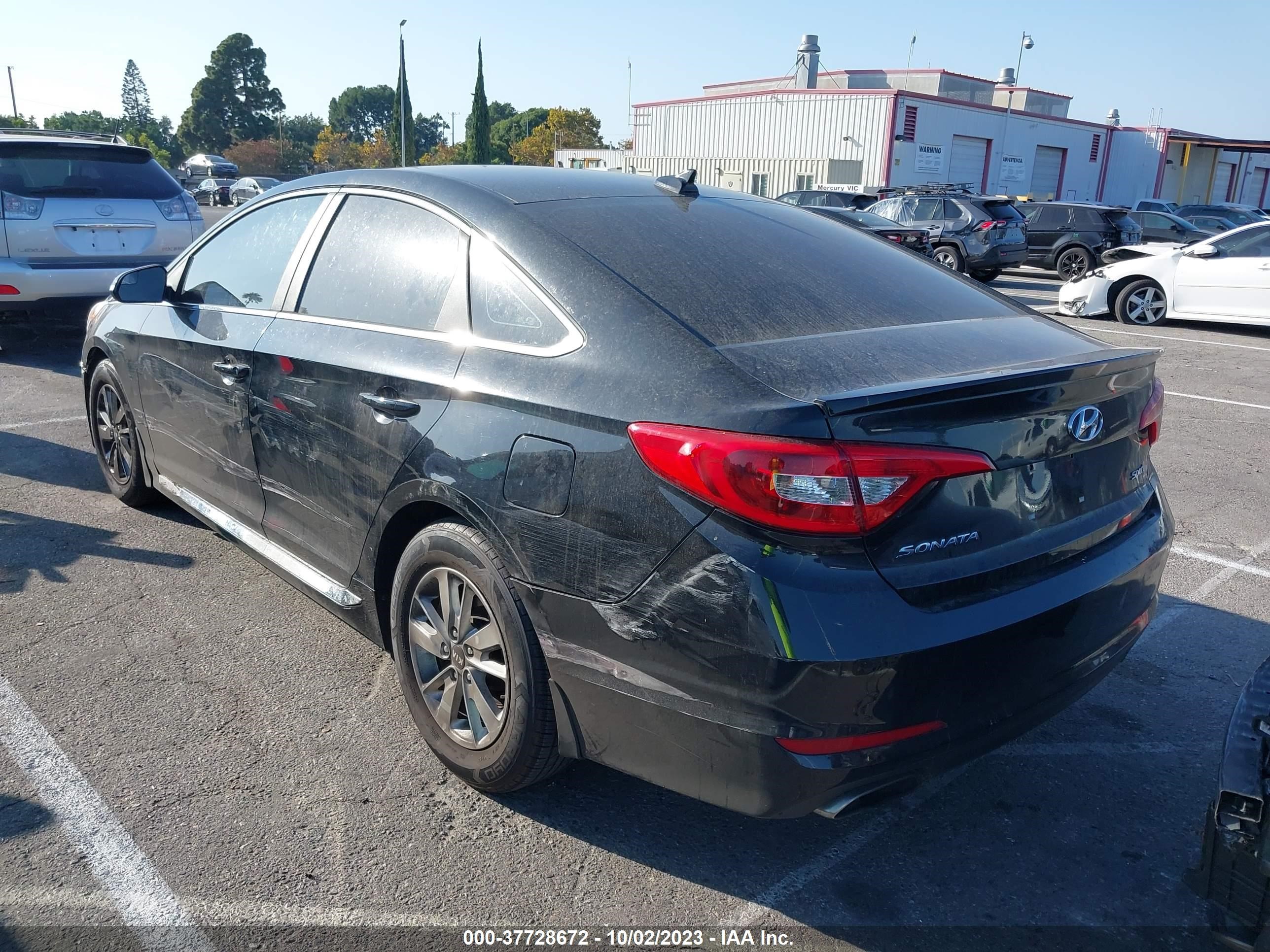 Photo 2 VIN: 5NPE34AF5GH367481 - HYUNDAI SONATA 