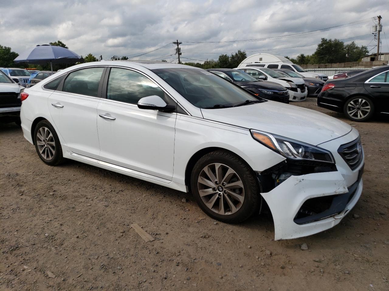 Photo 3 VIN: 5NPE34AF5GH370235 - HYUNDAI SONATA 