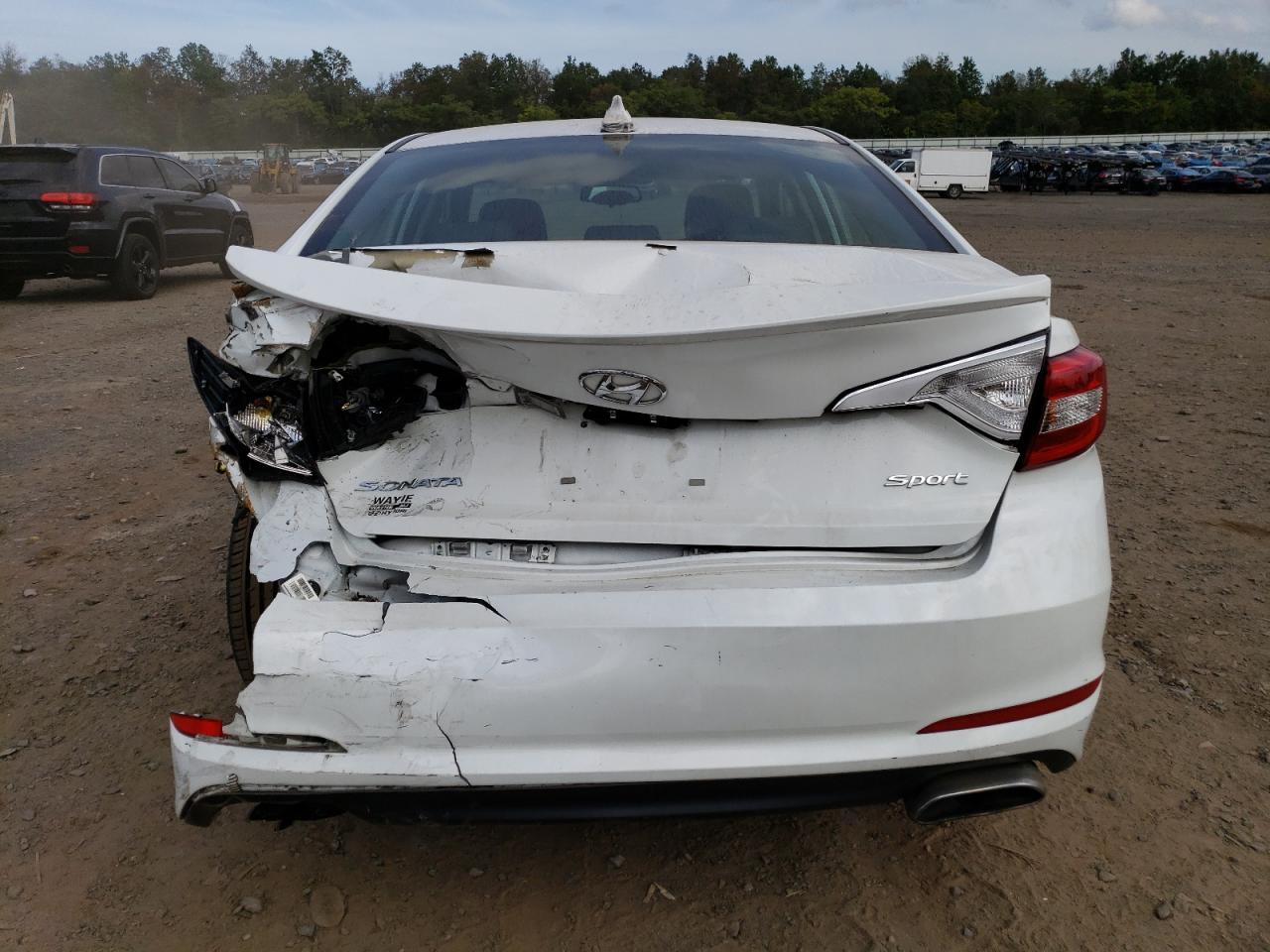 Photo 5 VIN: 5NPE34AF5GH370235 - HYUNDAI SONATA 