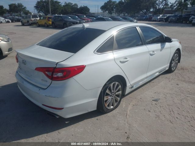 Photo 3 VIN: 5NPE34AF5GH414752 - HYUNDAI SONATA 