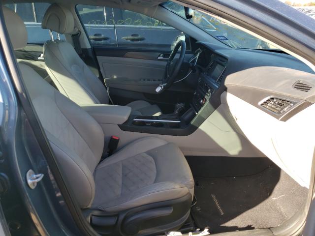 Photo 4 VIN: 5NPE34AF5GH433933 - HYUNDAI SONATA SPO 