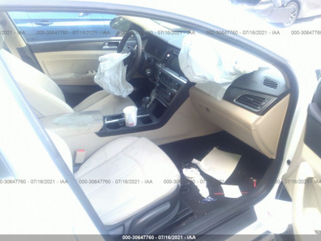 Photo 4 VIN: 5NPE34AF5GH435617 - HYUNDAI SONATA 