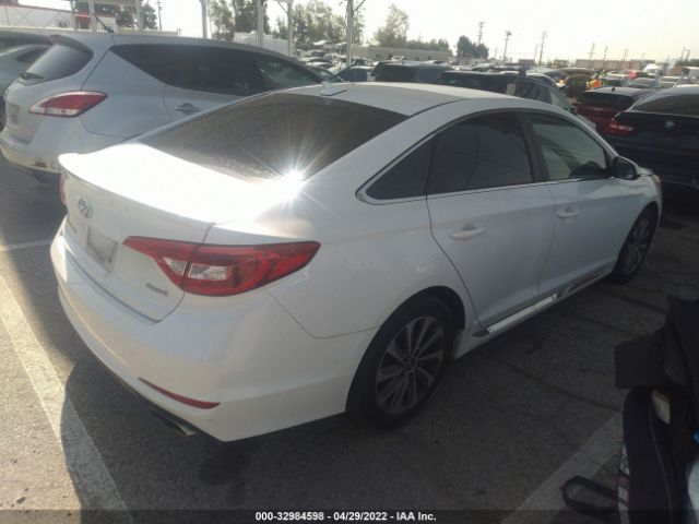 Photo 3 VIN: 5NPE34AF5HH439426 - HYUNDAI SONATA 