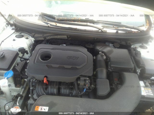 Photo 9 VIN: 5NPE34AF5HH479912 - HYUNDAI SONATA 