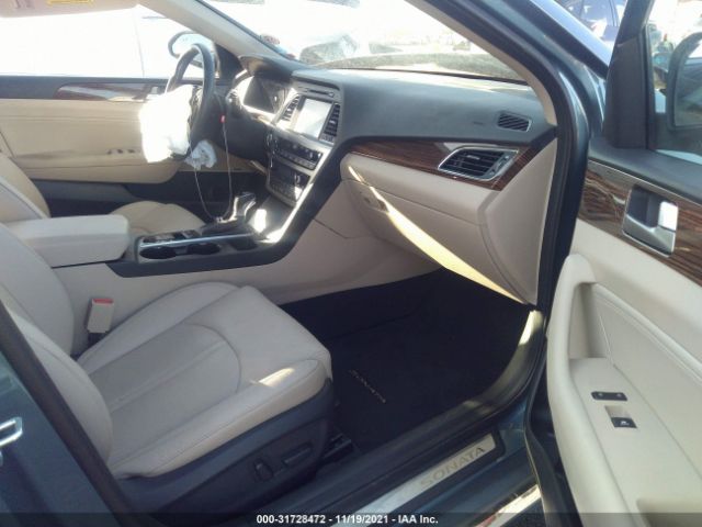 Photo 4 VIN: 5NPE34AF5HH555046 - HYUNDAI SONATA 