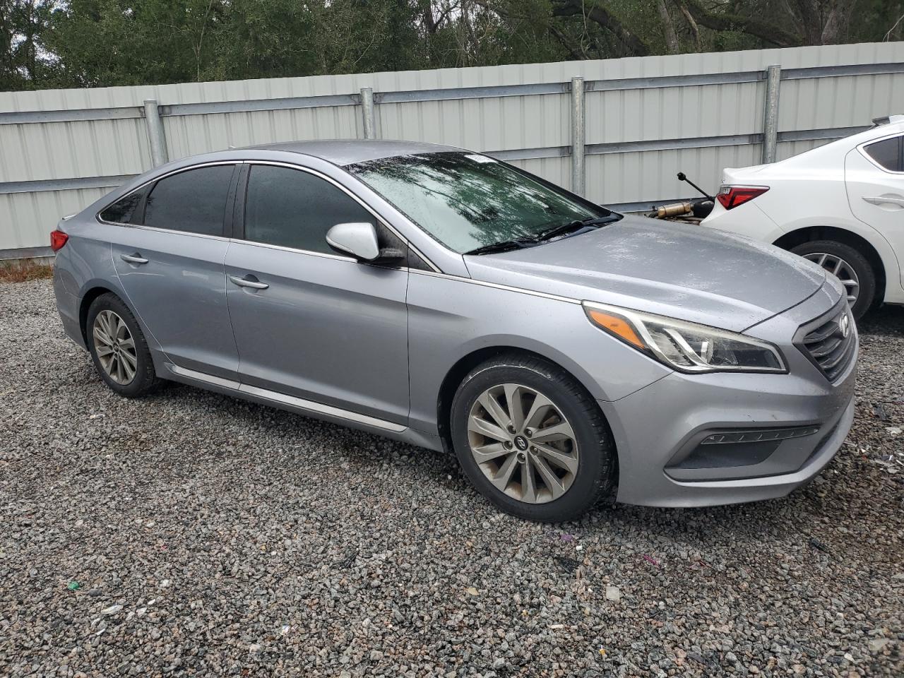 Photo 3 VIN: 5NPE34AF5HH591559 - HYUNDAI SONATA 