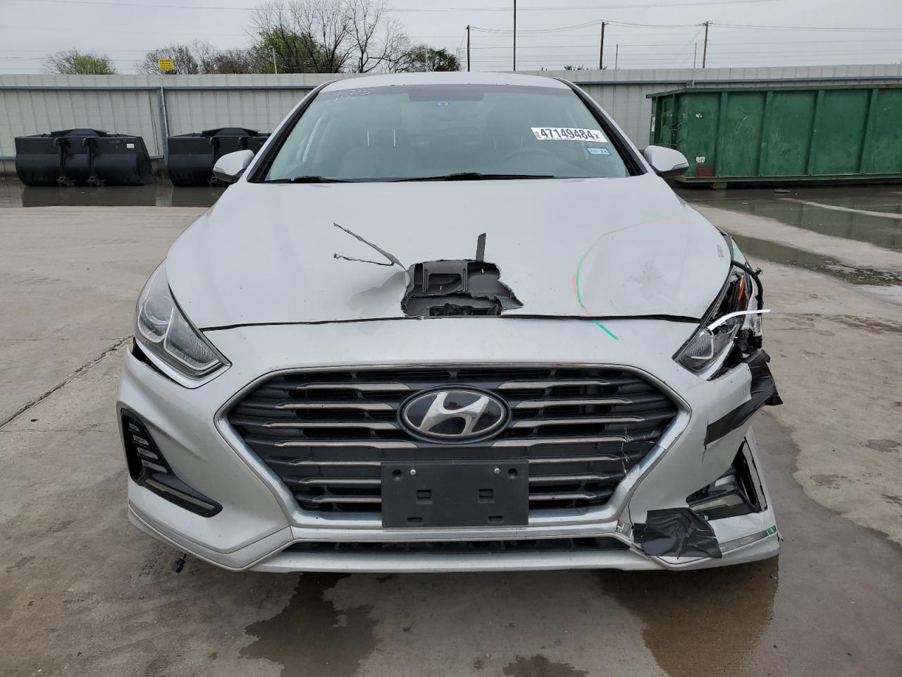 Photo 4 VIN: 5NPE34AF5JH611413 - HYUNDAI SONATA 