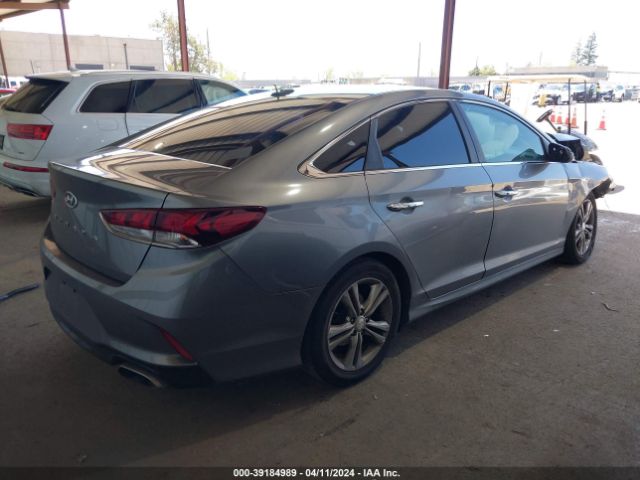 Photo 3 VIN: 5NPE34AF5JH614828 - HYUNDAI SONATA 