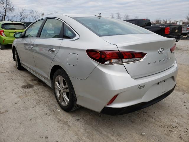 Photo 2 VIN: 5NPE34AF5JH631564 - HYUNDAI SONATA 