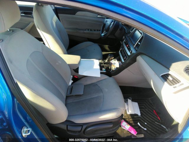 Photo 4 VIN: 5NPE34AF5JH631838 - HYUNDAI SONATA 