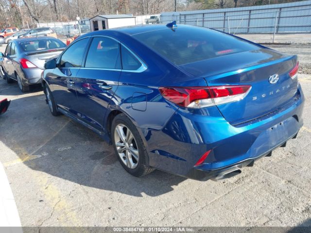 Photo 2 VIN: 5NPE34AF5JH653080 - HYUNDAI SONATA 