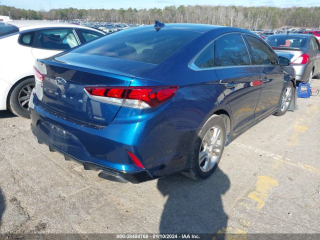 Photo 3 VIN: 5NPE34AF5JH653080 - HYUNDAI SONATA 