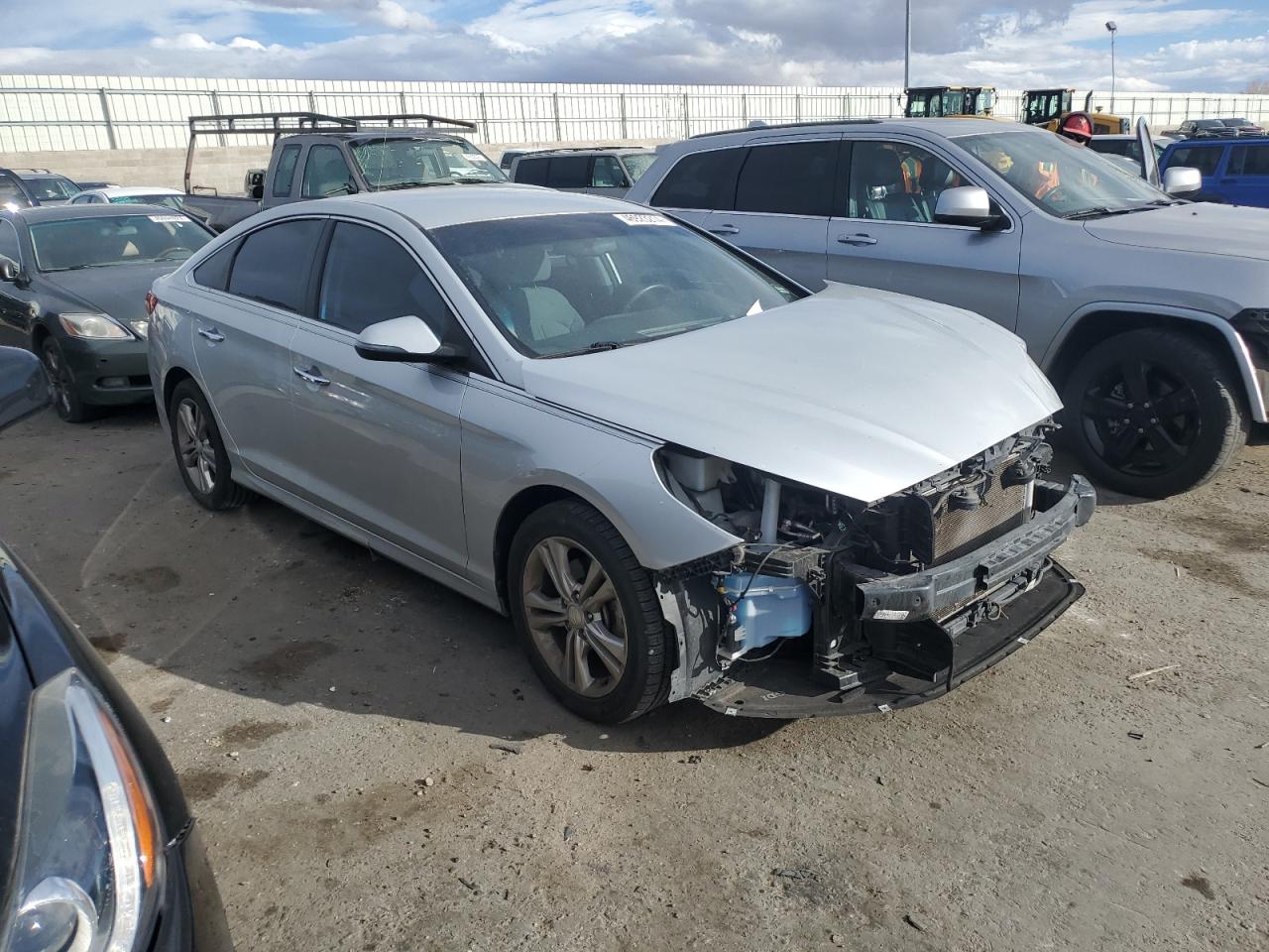 Photo 3 VIN: 5NPE34AF5JH656285 - HYUNDAI SONATA 