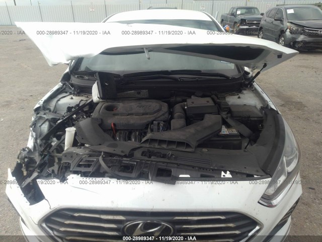 Photo 9 VIN: 5NPE34AF5JH673281 - HYUNDAI SONATA 