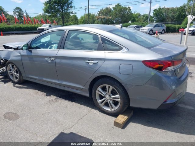 Photo 2 VIN: 5NPE34AF5JH678514 - HYUNDAI SONATA 