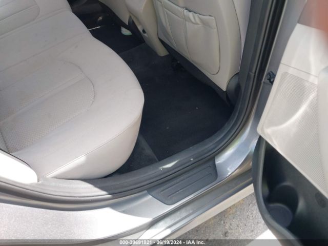 Photo 7 VIN: 5NPE34AF5JH678514 - HYUNDAI SONATA 