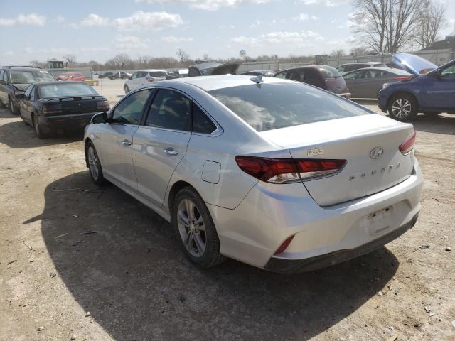 Photo 2 VIN: 5NPE34AF5JH683843 - HYUNDAI SONATA SPO 