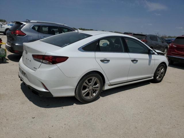 Photo 2 VIN: 5NPE34AF5JH694857 - HYUNDAI SONATA SPO 