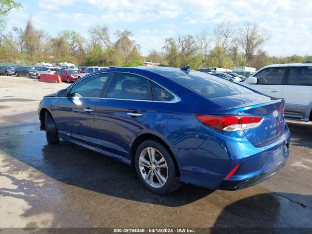 Photo 2 VIN: 5NPE34AF5KH742682 - HYUNDAI SONATA 