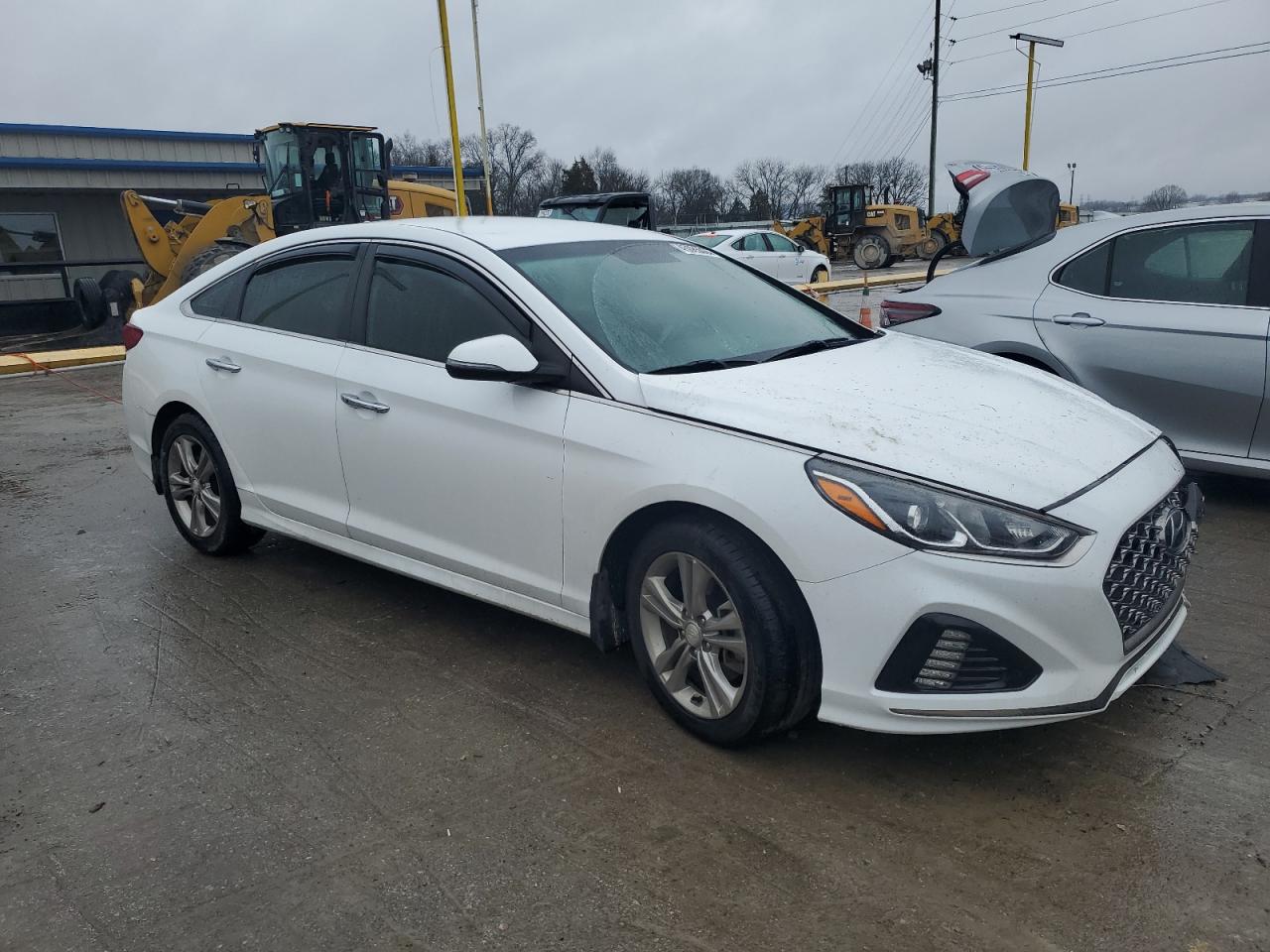 Photo 3 VIN: 5NPE34AF5KH770966 - HYUNDAI SONATA 