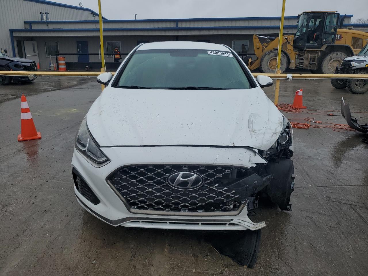 Photo 4 VIN: 5NPE34AF5KH770966 - HYUNDAI SONATA 