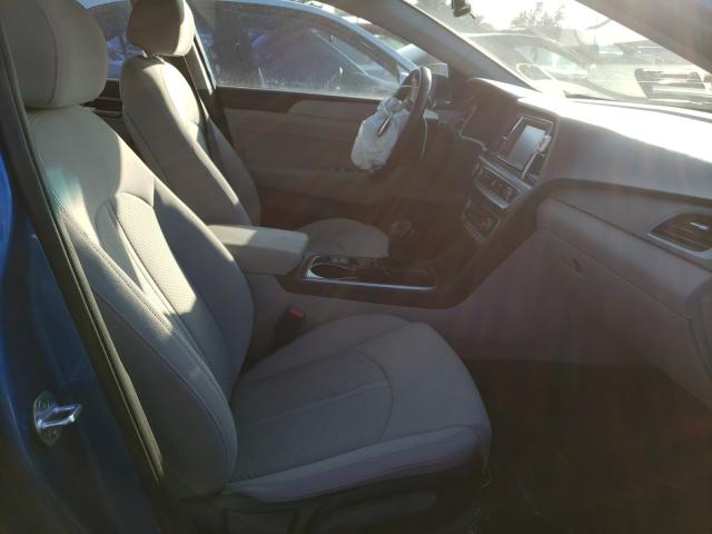 Photo 4 VIN: 5NPE34AF5KH778940 - HYUNDAI SONATA 