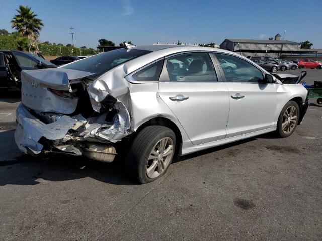 Photo 2 VIN: 5NPE34AF5KH818840 - HYUNDAI SONATA LIM 