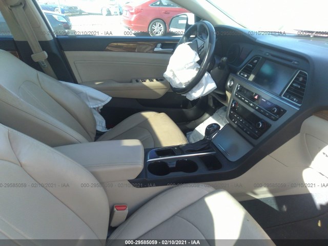 Photo 4 VIN: 5NPE34AF6FH028534 - HYUNDAI SONATA 