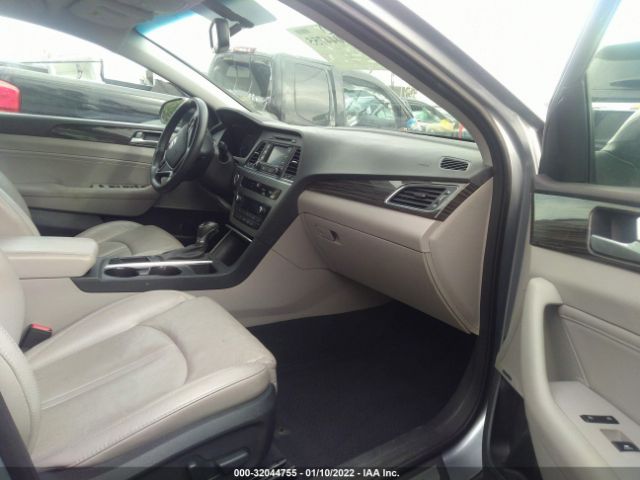 Photo 4 VIN: 5NPE34AF6FH028761 - HYUNDAI SONATA 