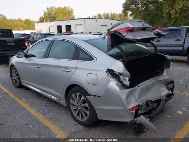 Photo 2 VIN: 5NPE34AF6FH103734 - HYUNDAI SONATA 