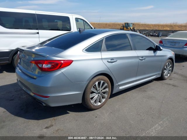 Photo 3 VIN: 5NPE34AF6FH113065 - HYUNDAI SONATA 