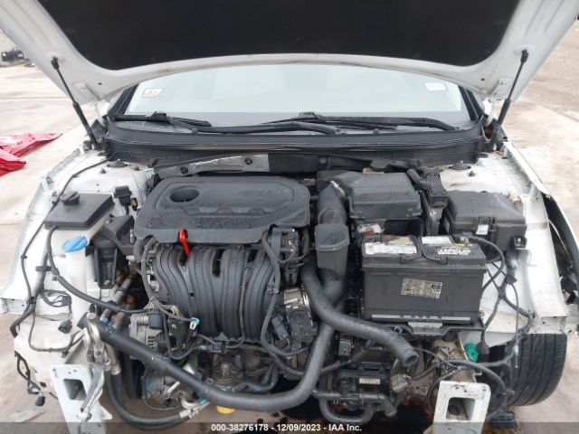 Photo 9 VIN: 5NPE34AF6FH116578 - HYUNDAI SONATA 