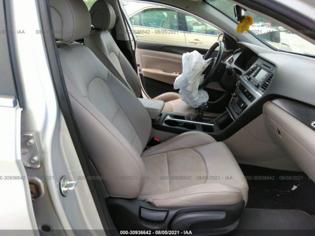 Photo 4 VIN: 5NPE34AF6FH117603 - HYUNDAI SONATA 