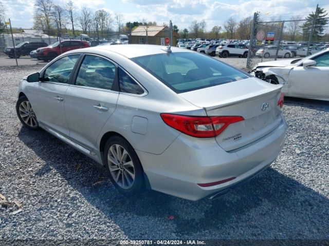 Photo 2 VIN: 5NPE34AF6FH243296 - HYUNDAI SONATA 